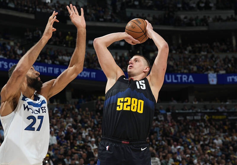 Jokic Unleashes 40-Point Masterclass as Nuggets Dominate Timberwolves to Take Command